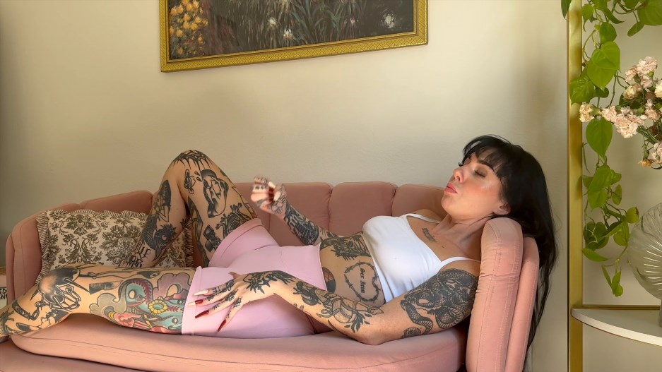 Scarlett Cummings – Gym Brat Ass Worshp